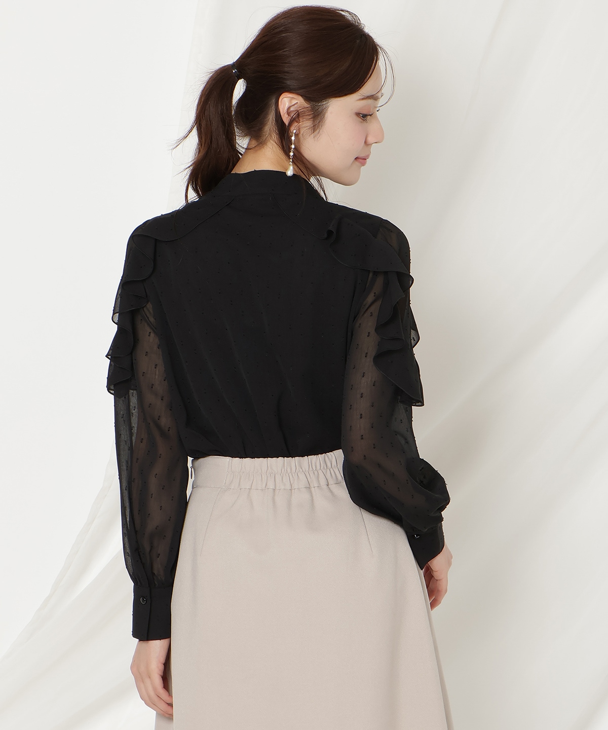 ドビードットフリルブラウス