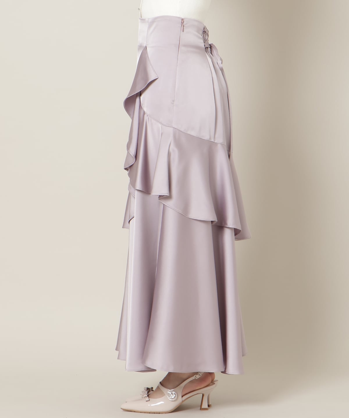 アシメラッフルサテンスカート