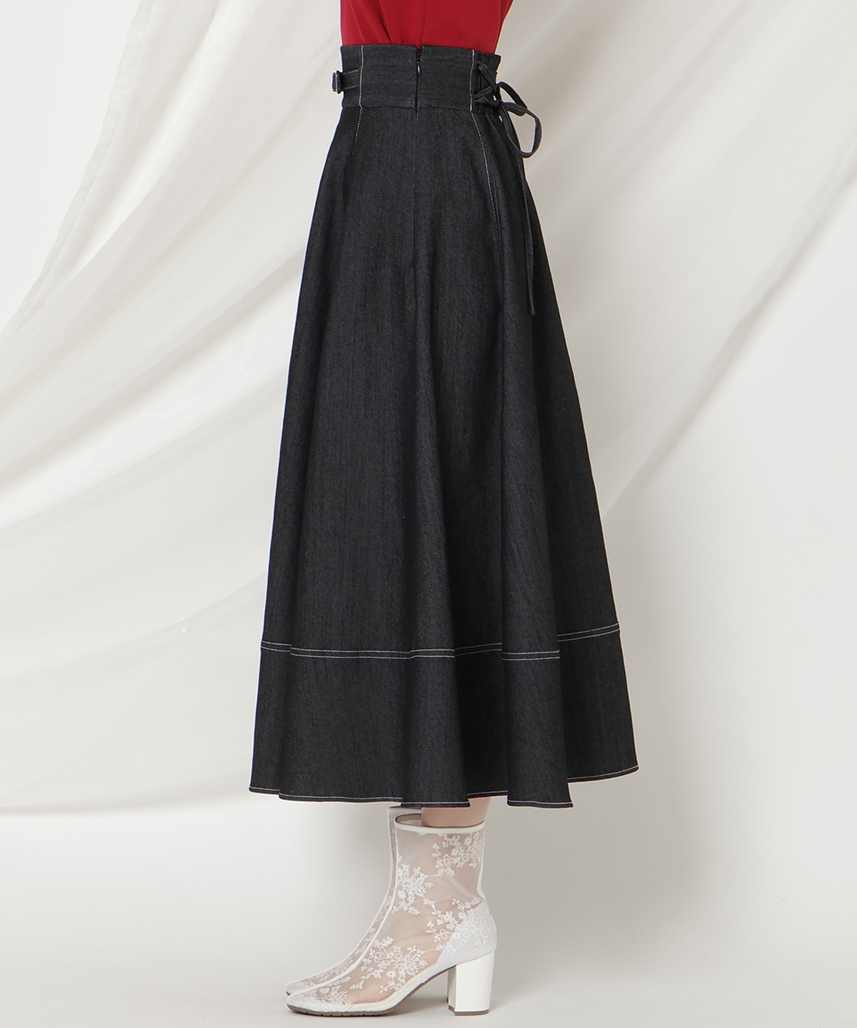 ベルトデザインフレアスカート