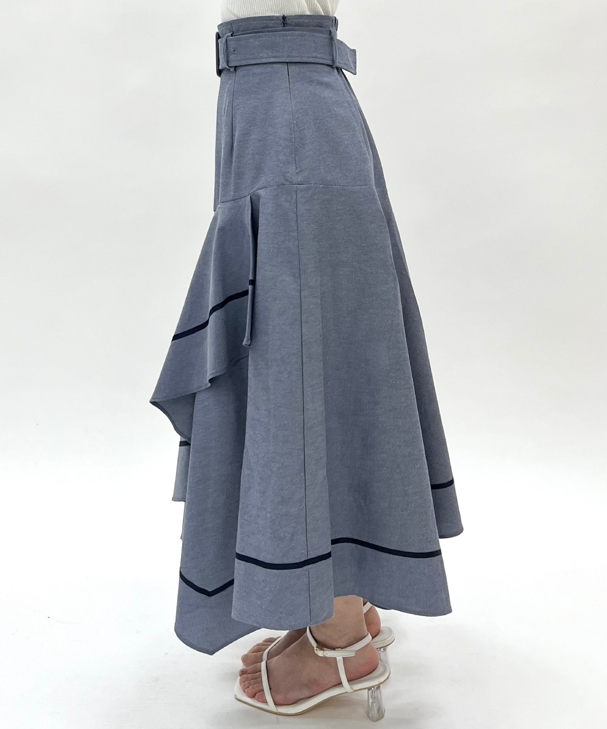 ベルト付きハンカチヘムスカート