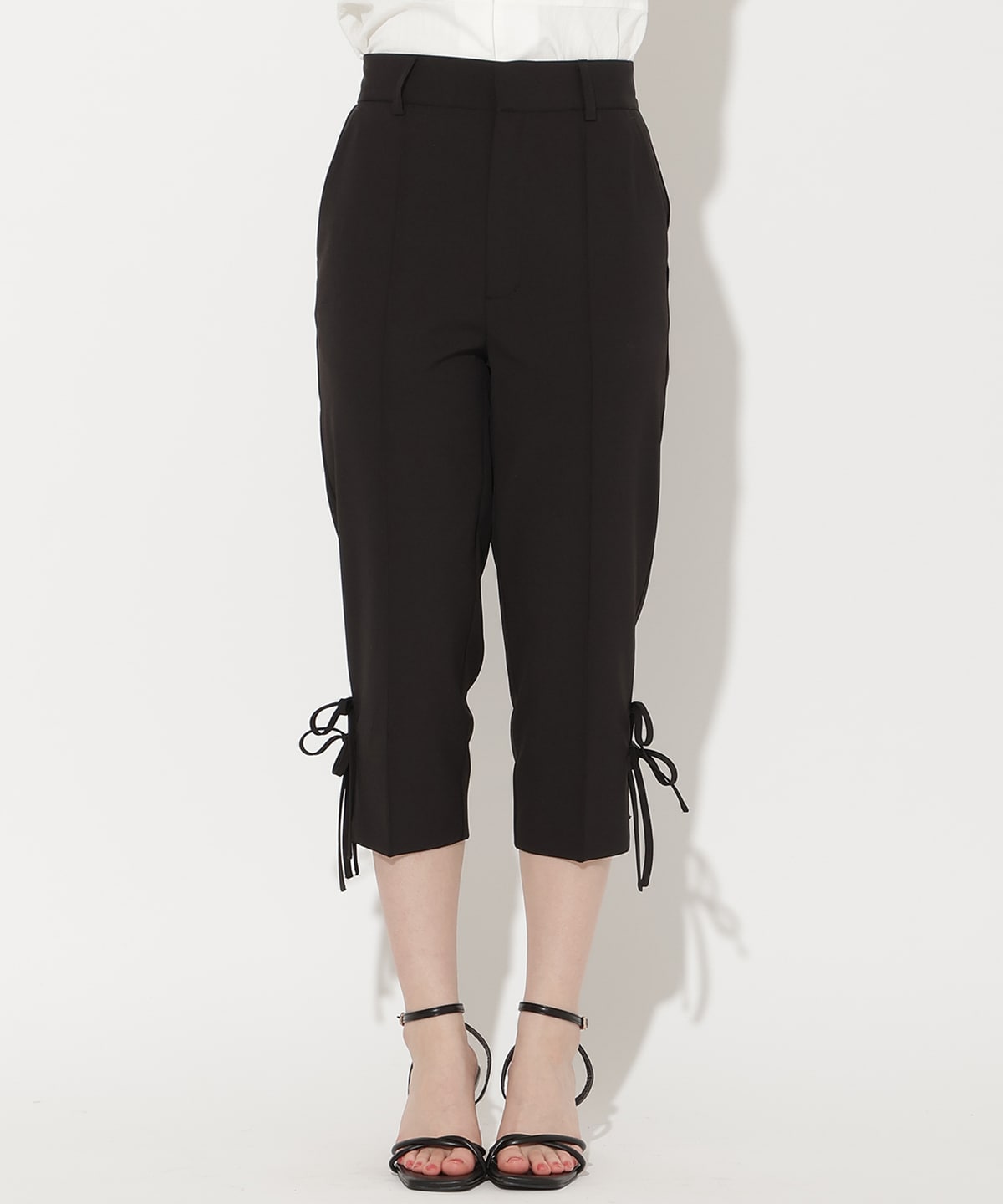 サイドリボンクロップドパンツ