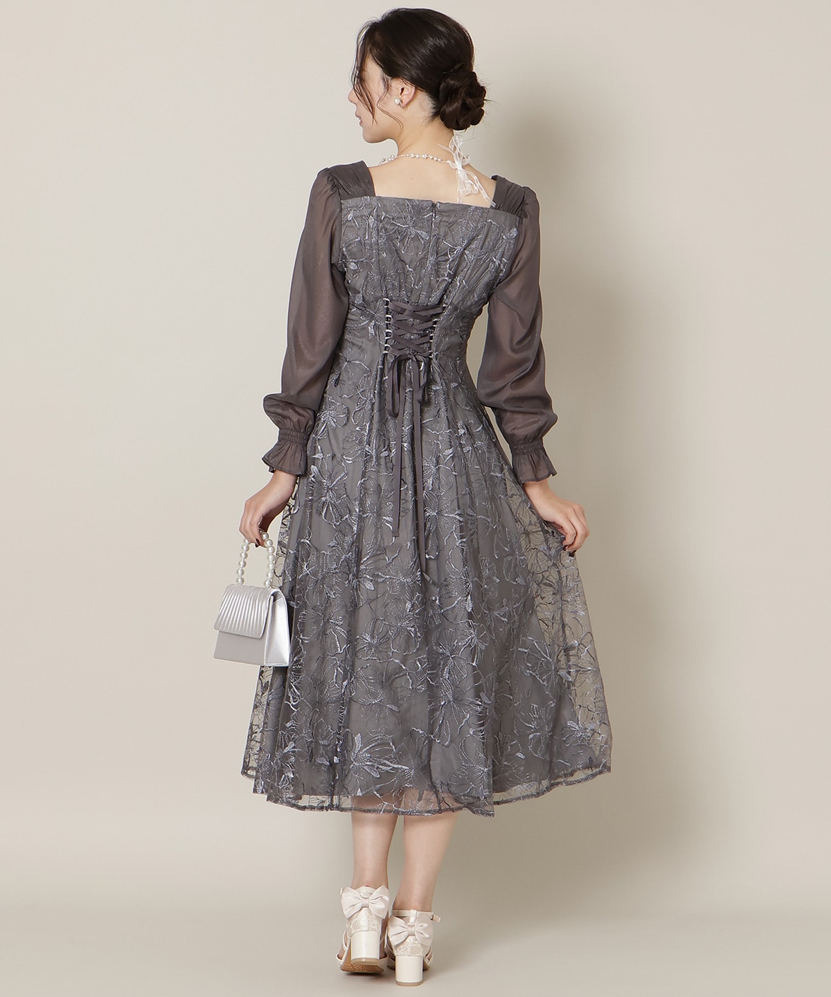 パネルラインフラワーレースワンピース