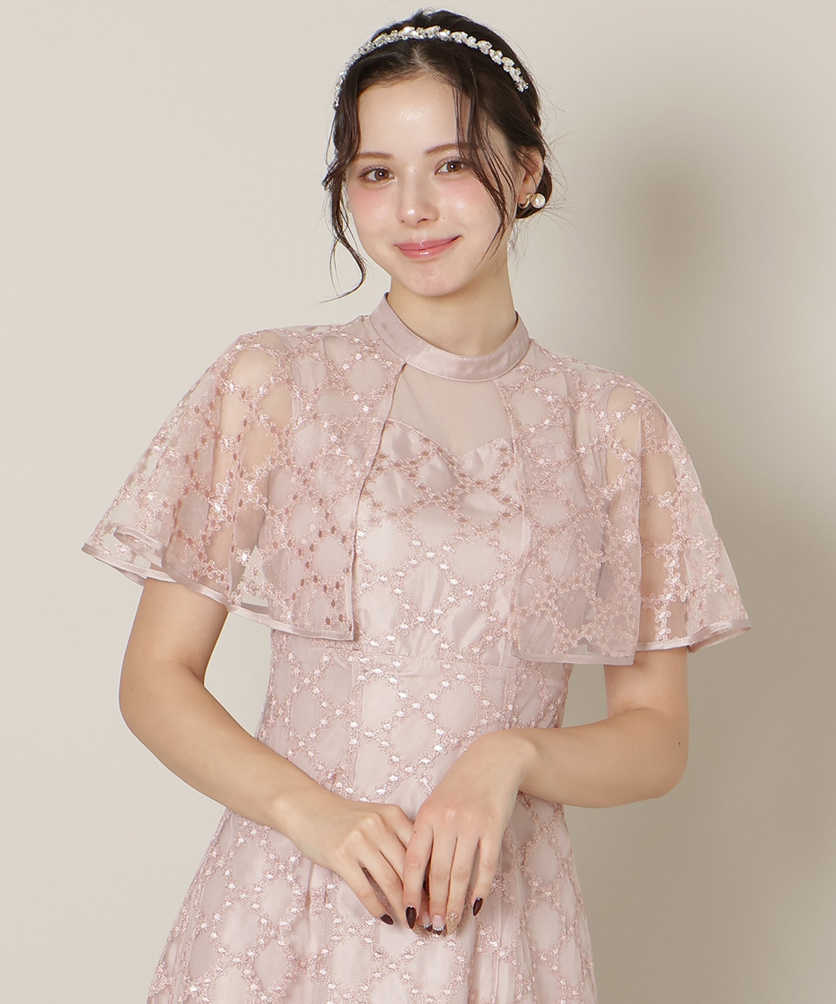 パイピングケープフレアワンピース