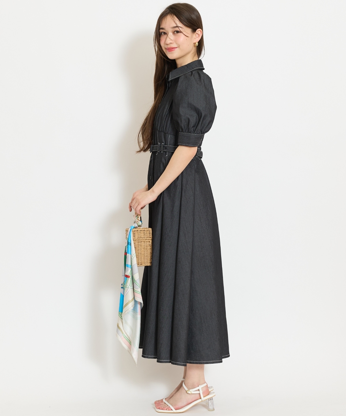 ベルト付きタックスリーブフレアワンピース