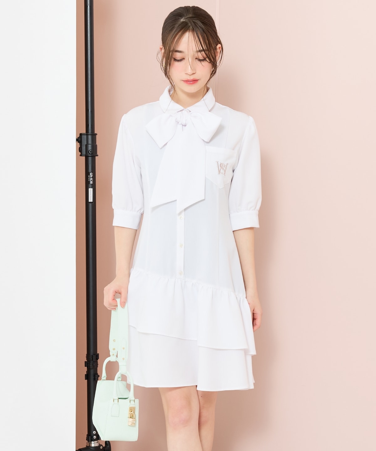 ティアードフリルリボンタイシャツワンピース