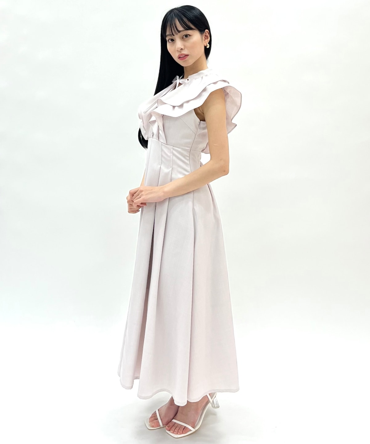 ナローリボンラッフルフリルワンピース