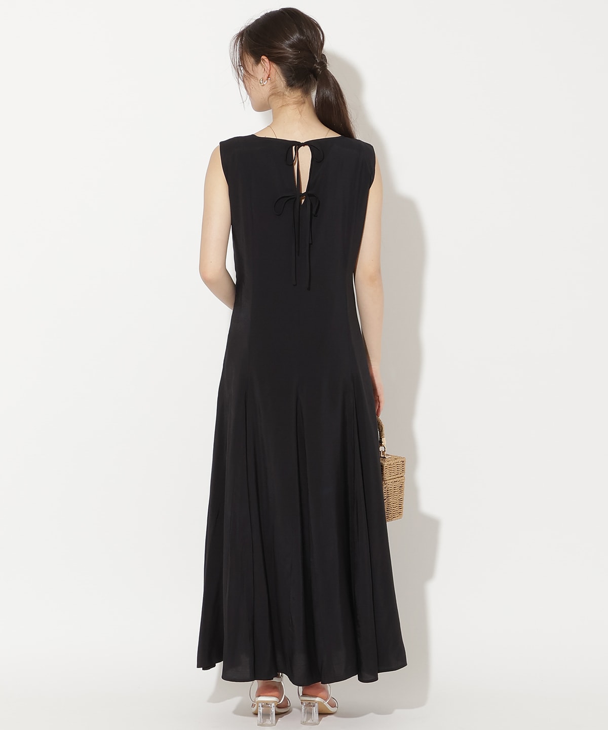 バックリボンノースリーブAラインワンピース