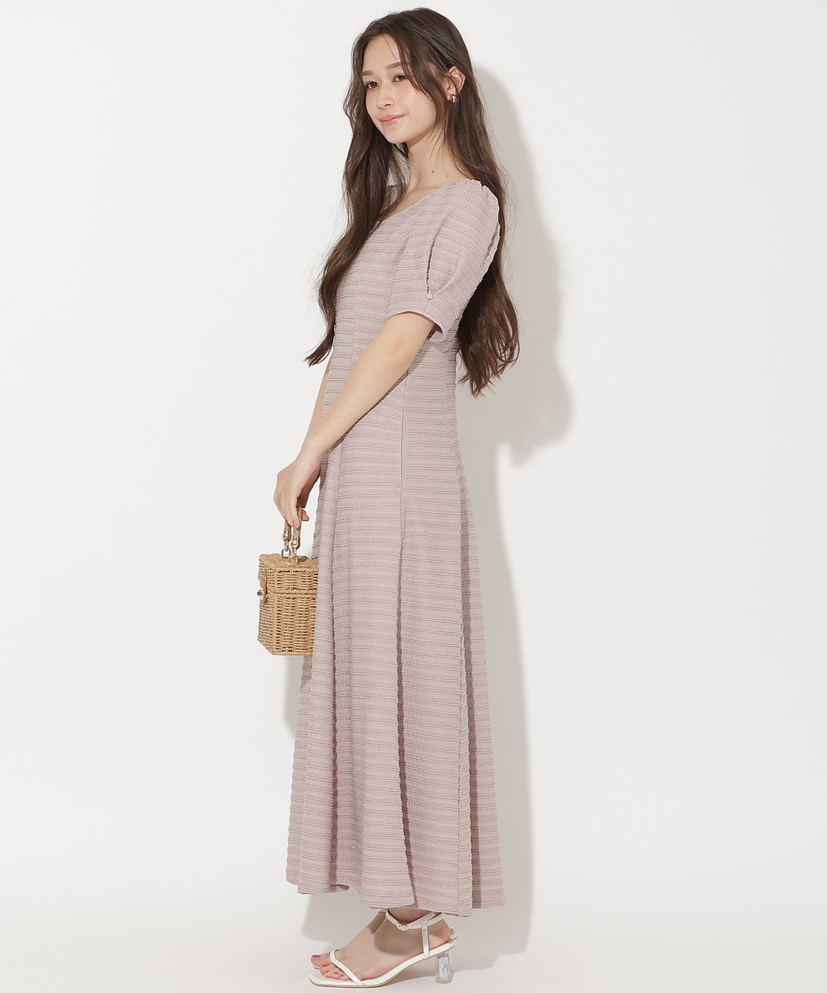 【4/24(fri)10時発売】バックオープンフレアカットワンピース