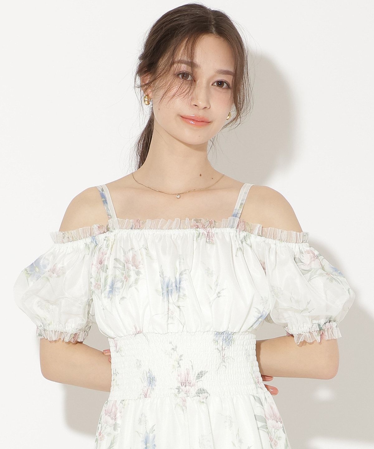 フラワーメッシュオフショルワンピース
