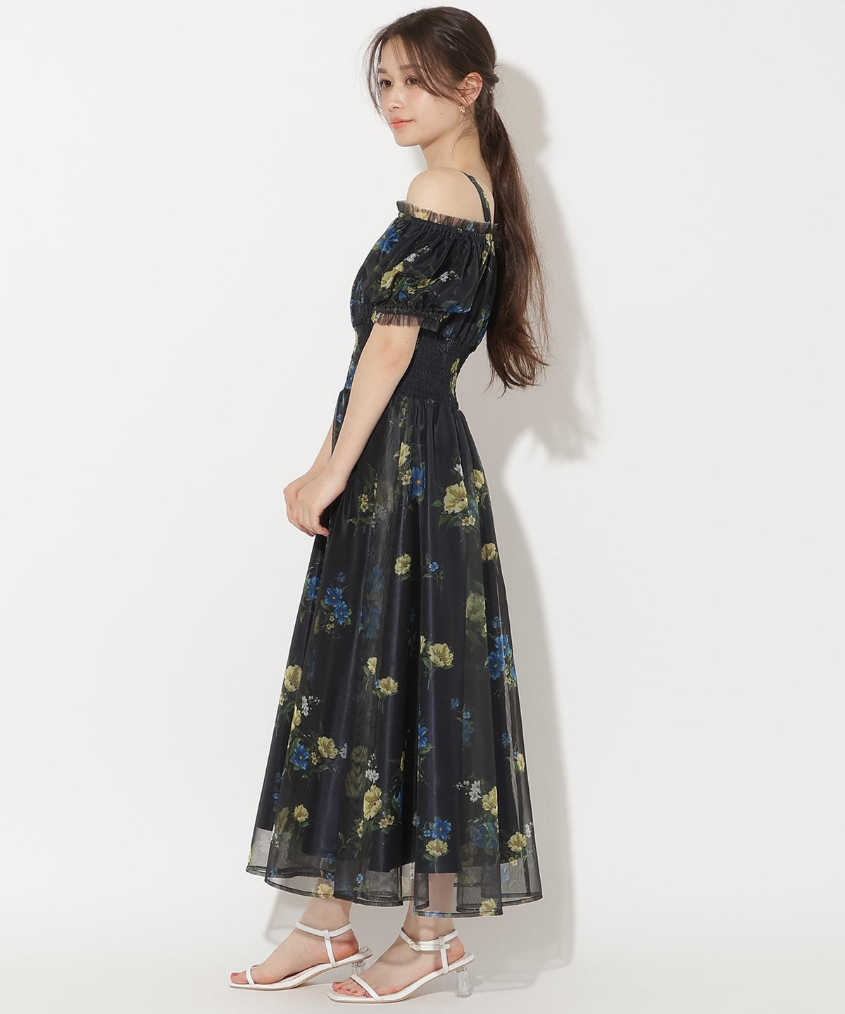 フラワーメッシュオフショルワンピース