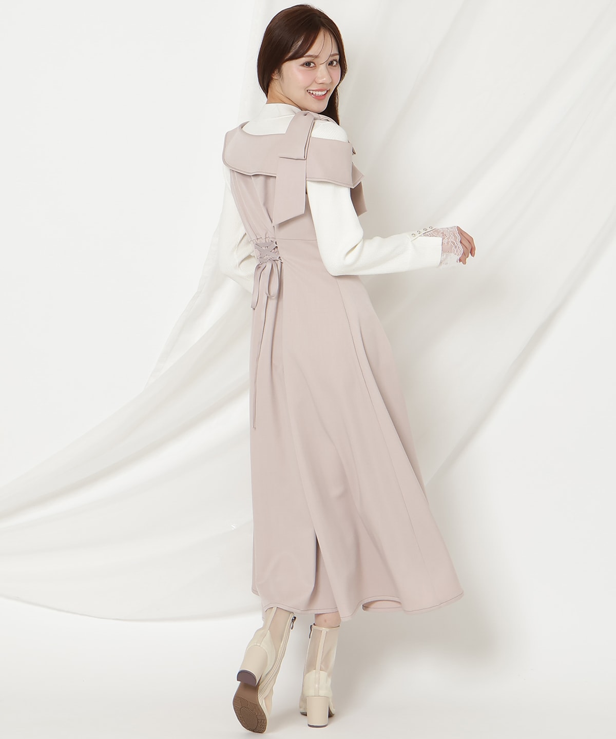 アシンメトリーリボンショルダーワンピース