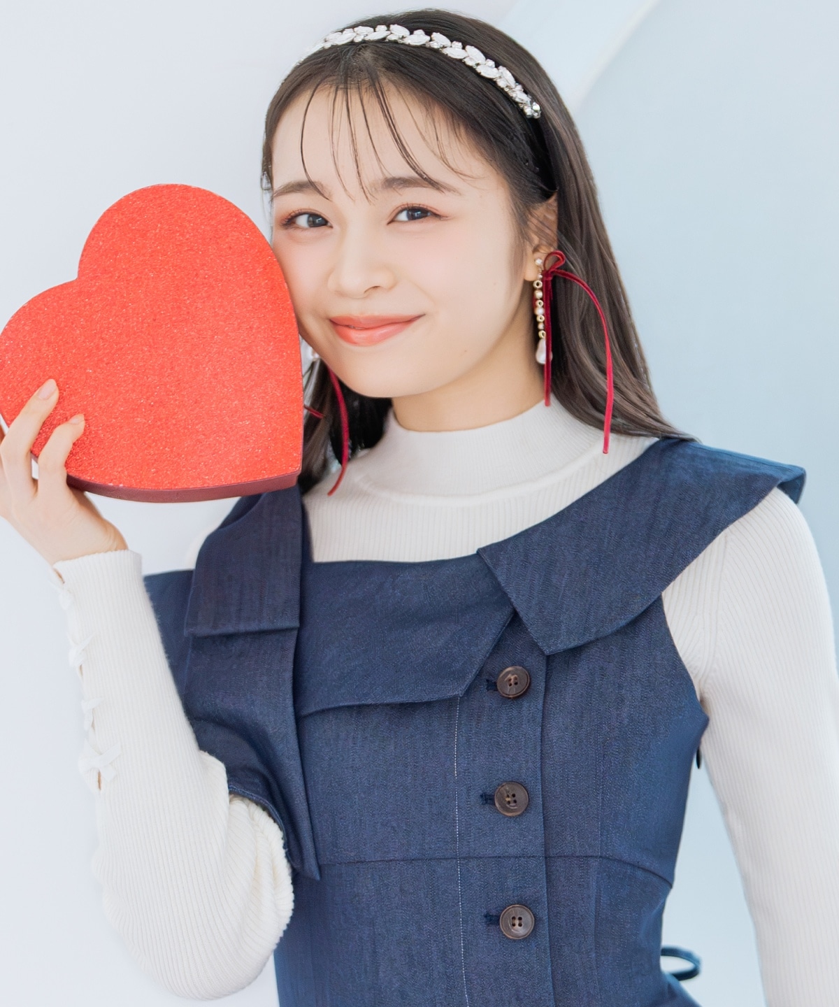 アシンメトリーリボンショルダーワンピース