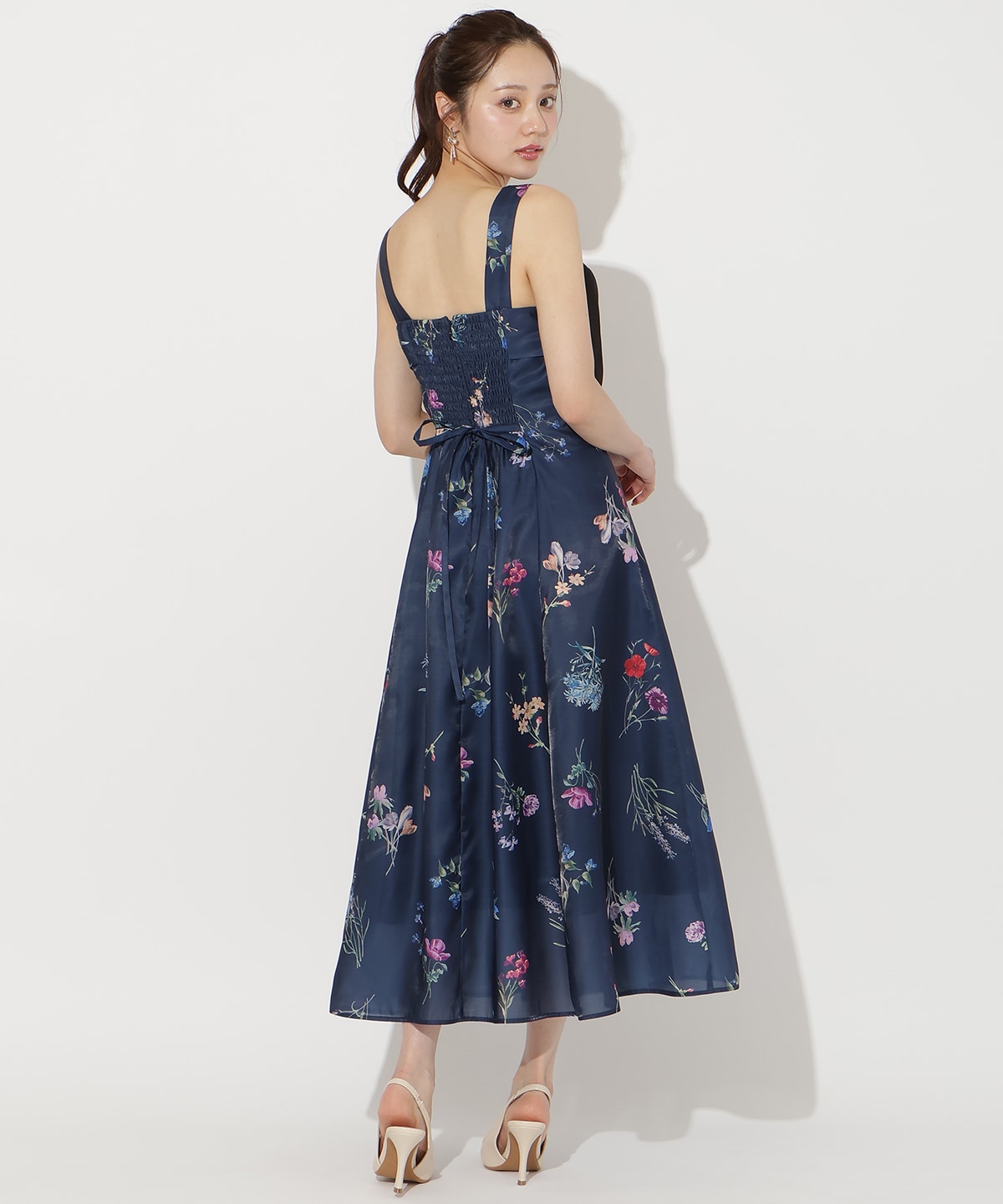 【3/12(thu)10時発売】ボタニカルフラワーシアータックワンピース
