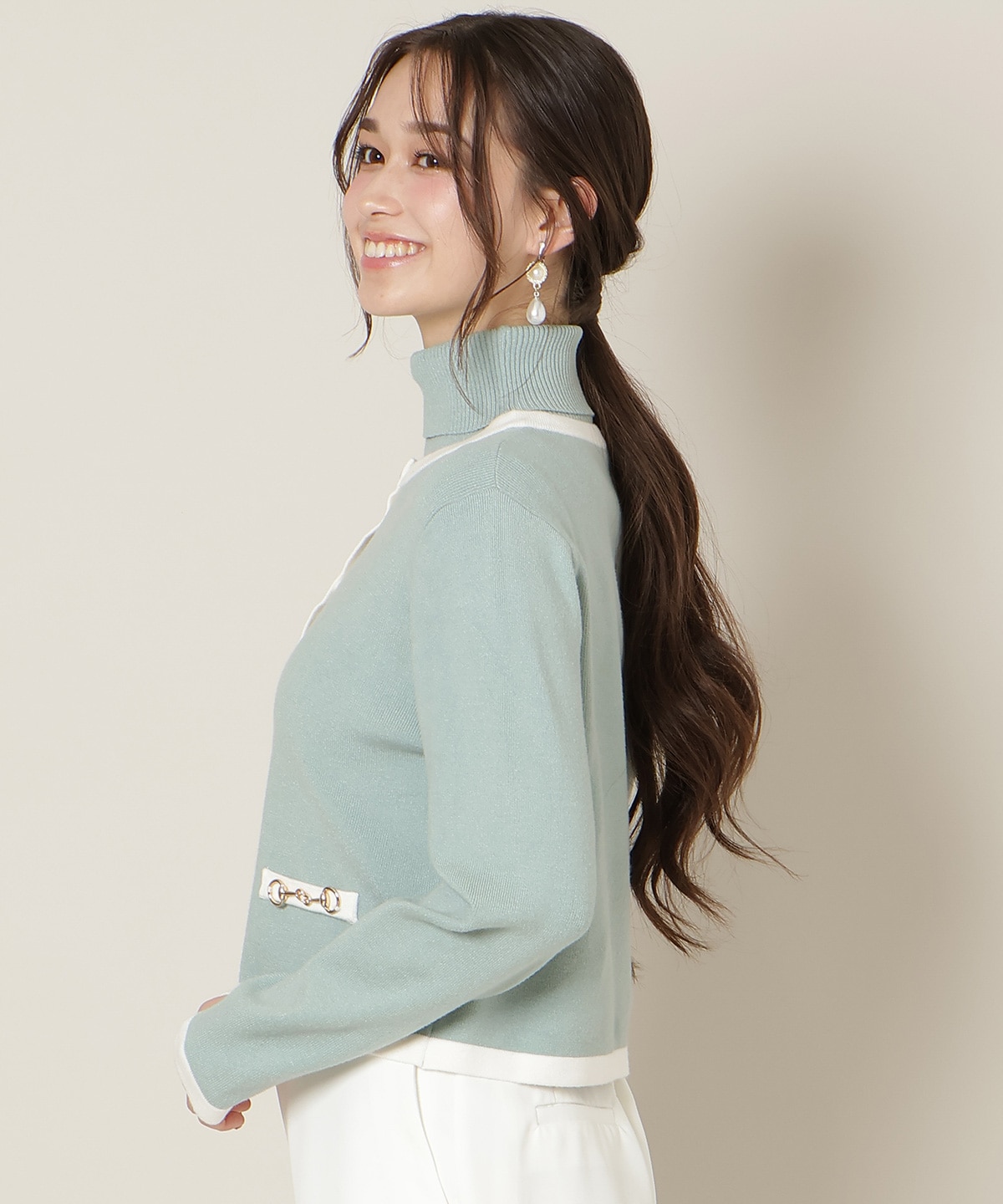 バイカラーアンサンブル【ハイネックトップス×カーディガンセット】