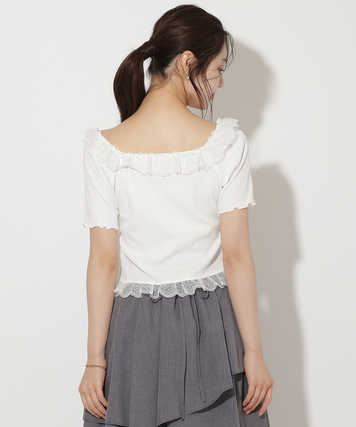 レースフリルカットトップス