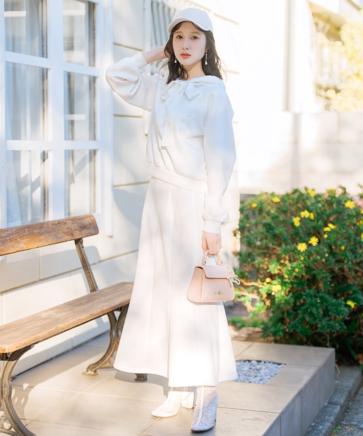 【3/12(thu)10時発売】リボンスウェットフーディー