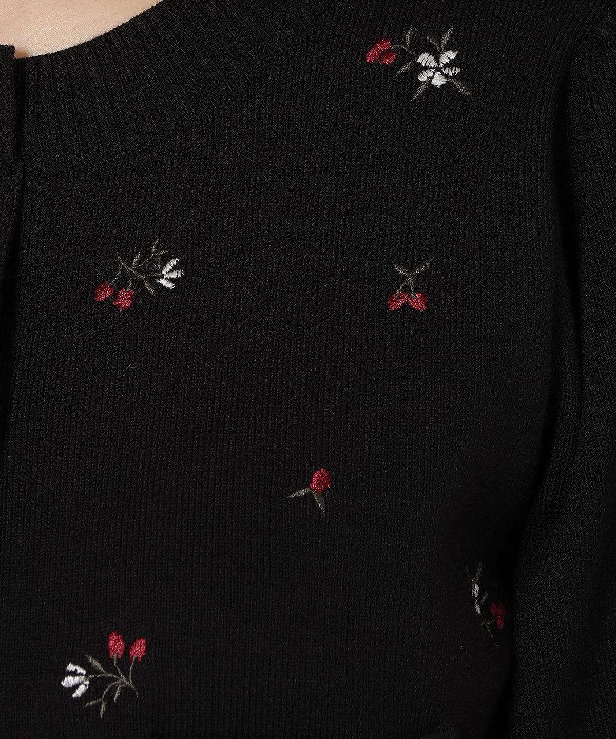 【8/7(fri)20時発売】モチーフ刺繍カーディガン