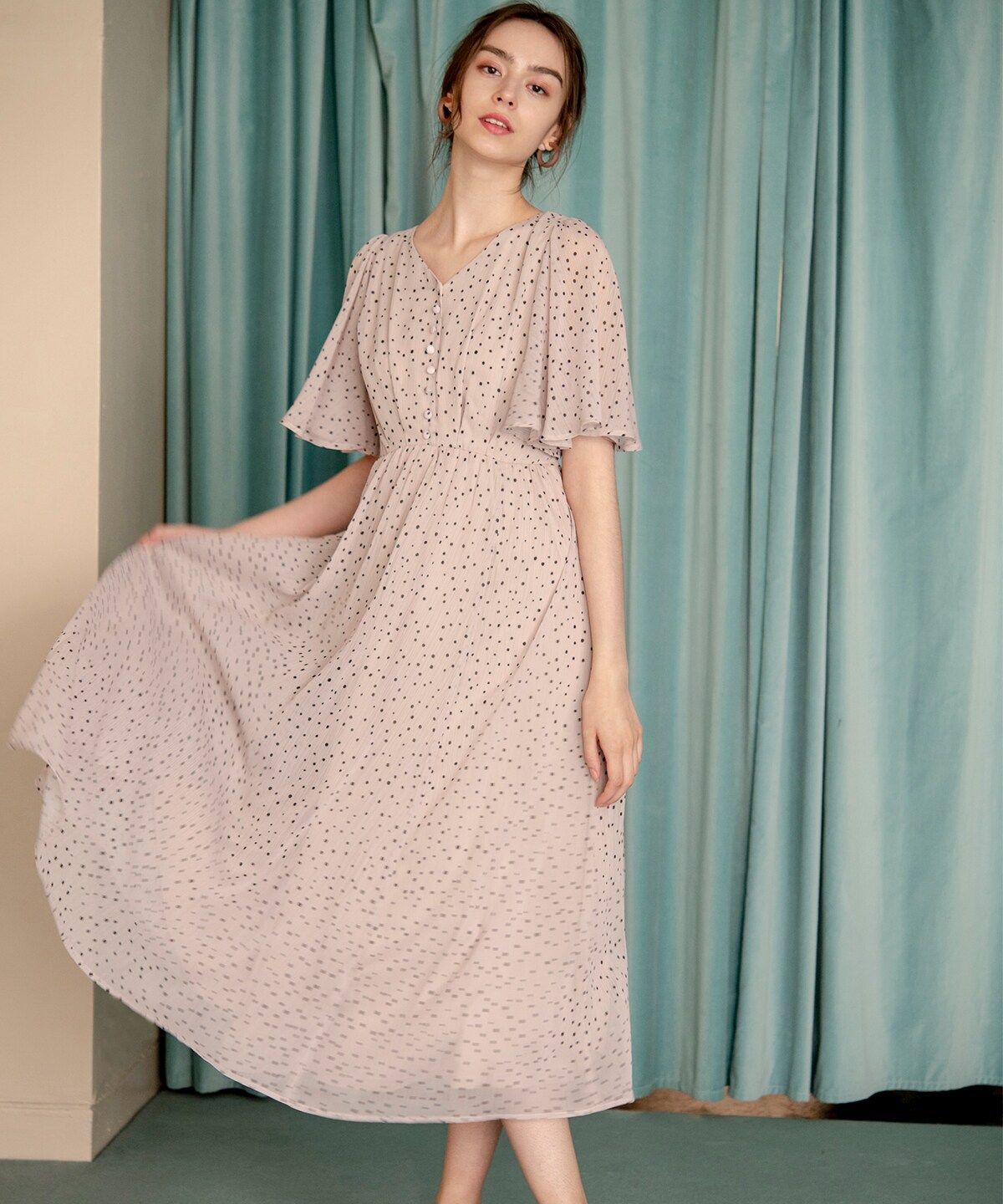 ランダムドット袖フレアワンピース M ベージュ系水玉 And Couture 公式オンラインショップ バーンデストローズ