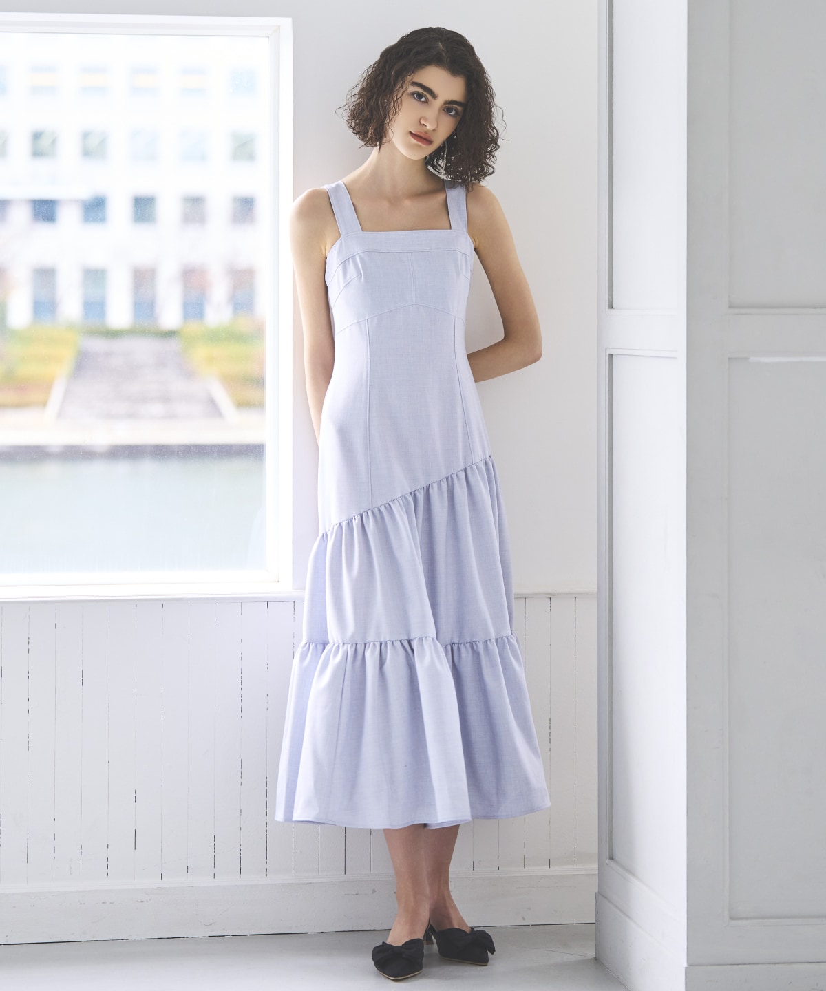 クロップドフーディ＋ティアードワンピース