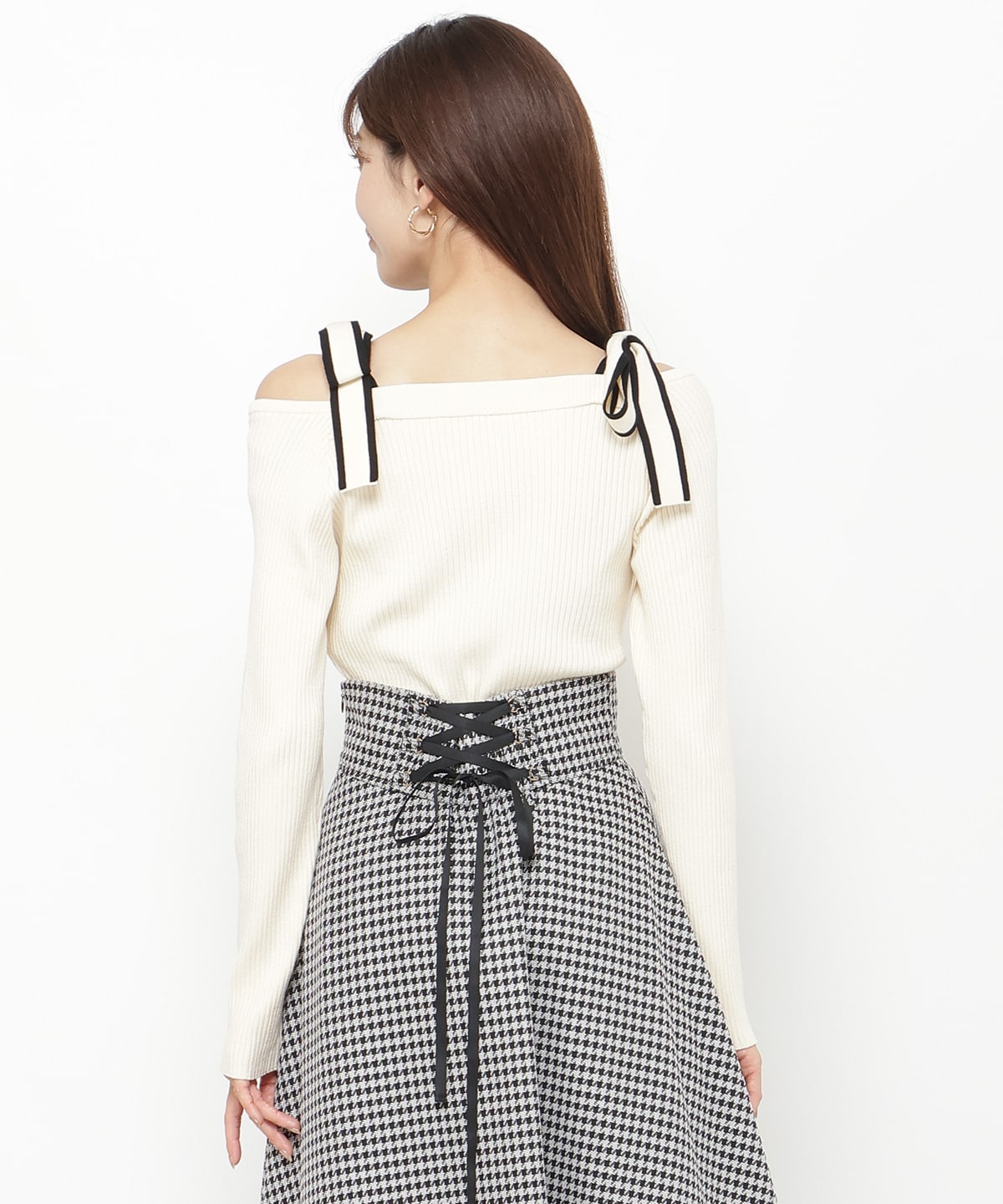 配色ショルダーリボンニットプルオーバー