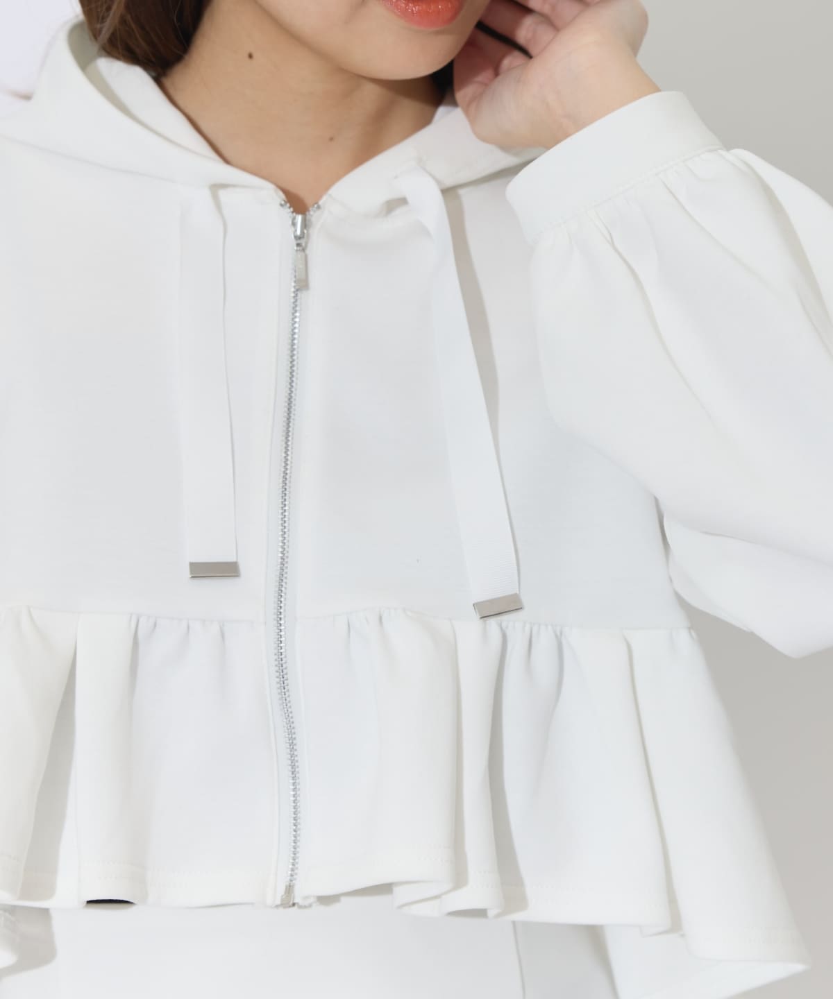 ペプラムパーカーセットアップ