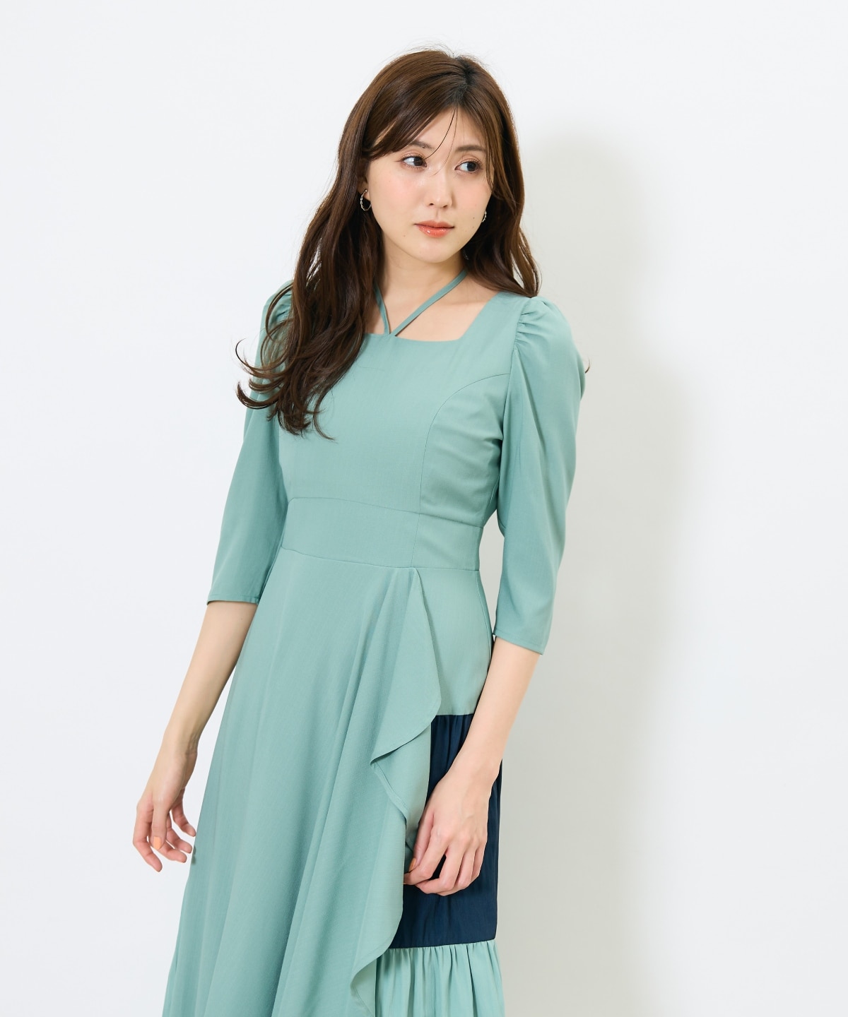 アシメラッフルティアードワンピース