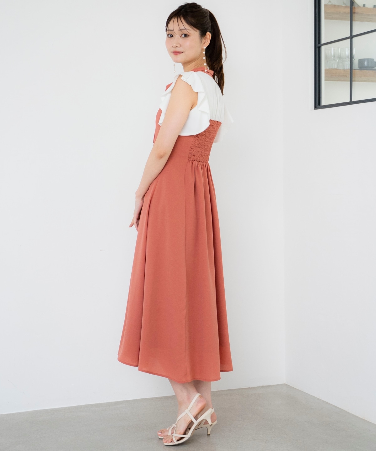 ラッフルノースリーブリボン襟ワンピース