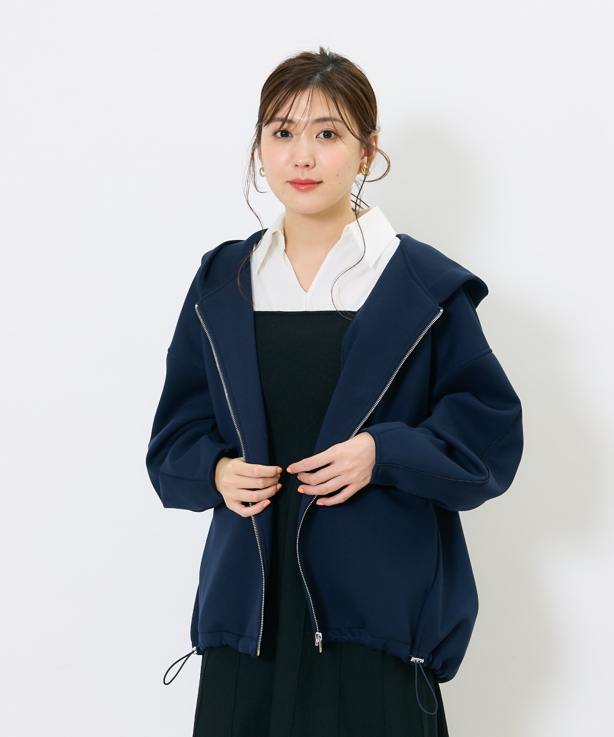 ダンボールポンチフーディーブルゾン