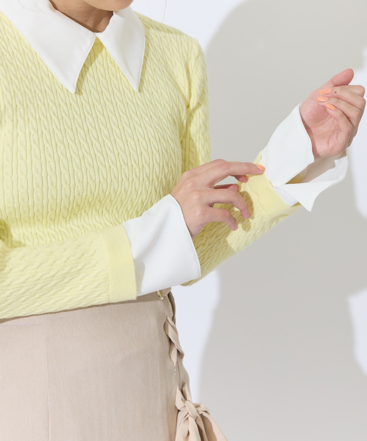 シャツレイヤード風ケーブル編みプルオーバー