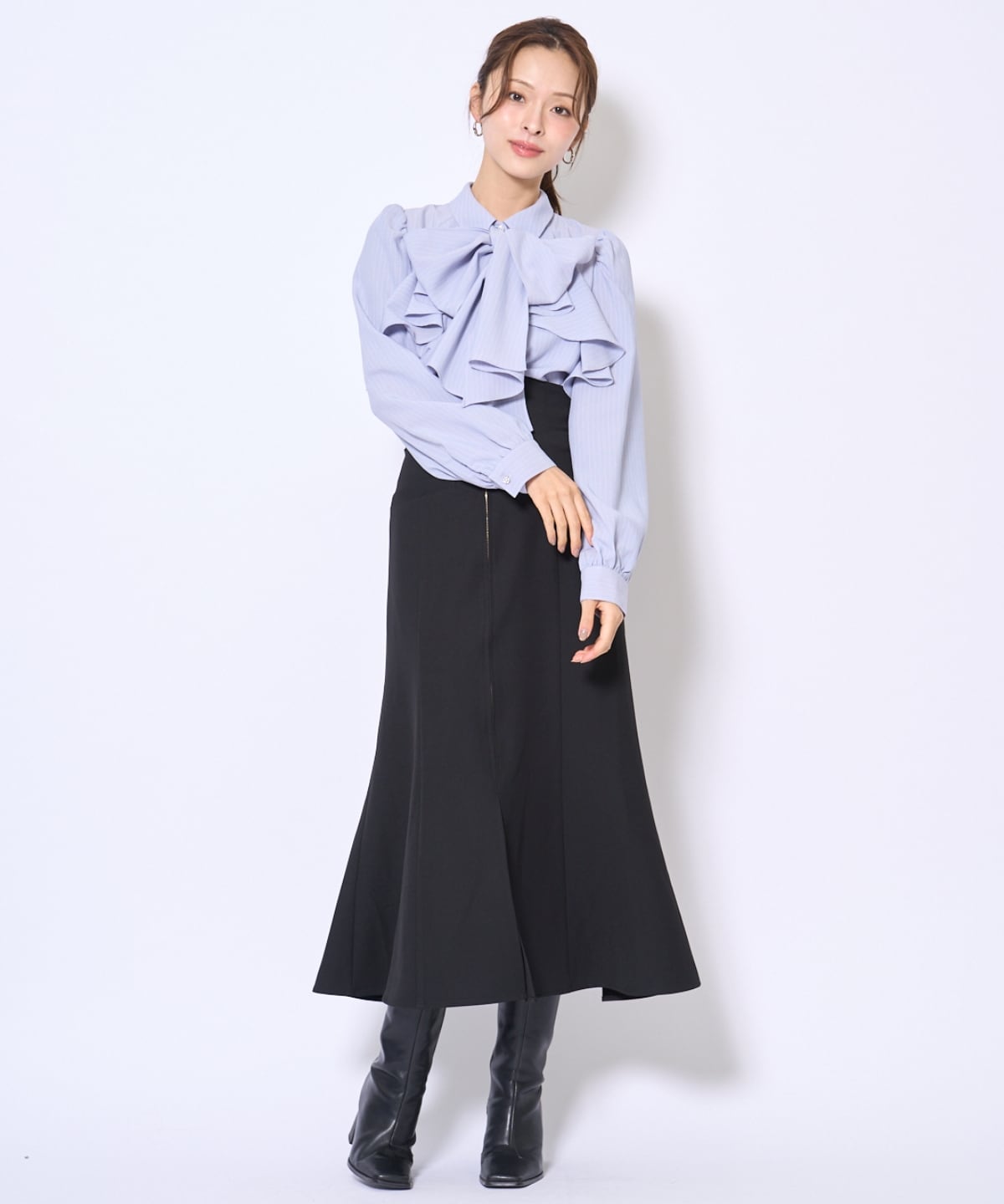 ビジューボタンフリルケープ長袖ブラウス