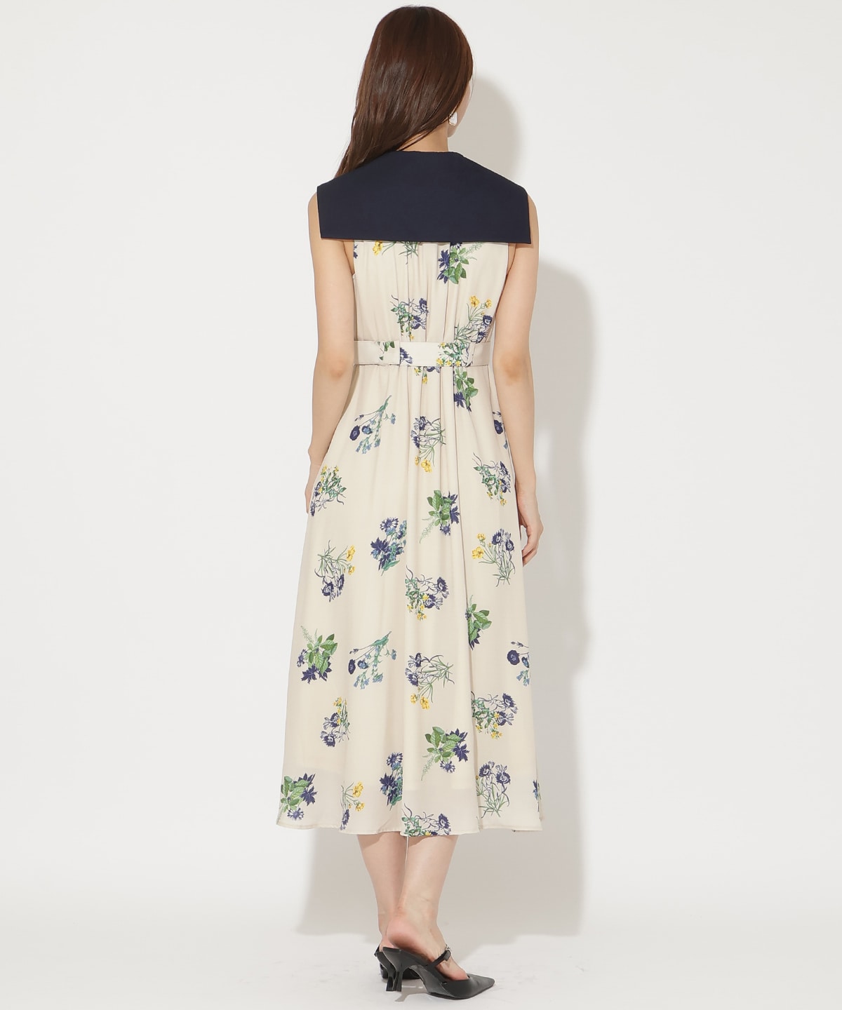 ドローイングフラワー配色襟ワンピース