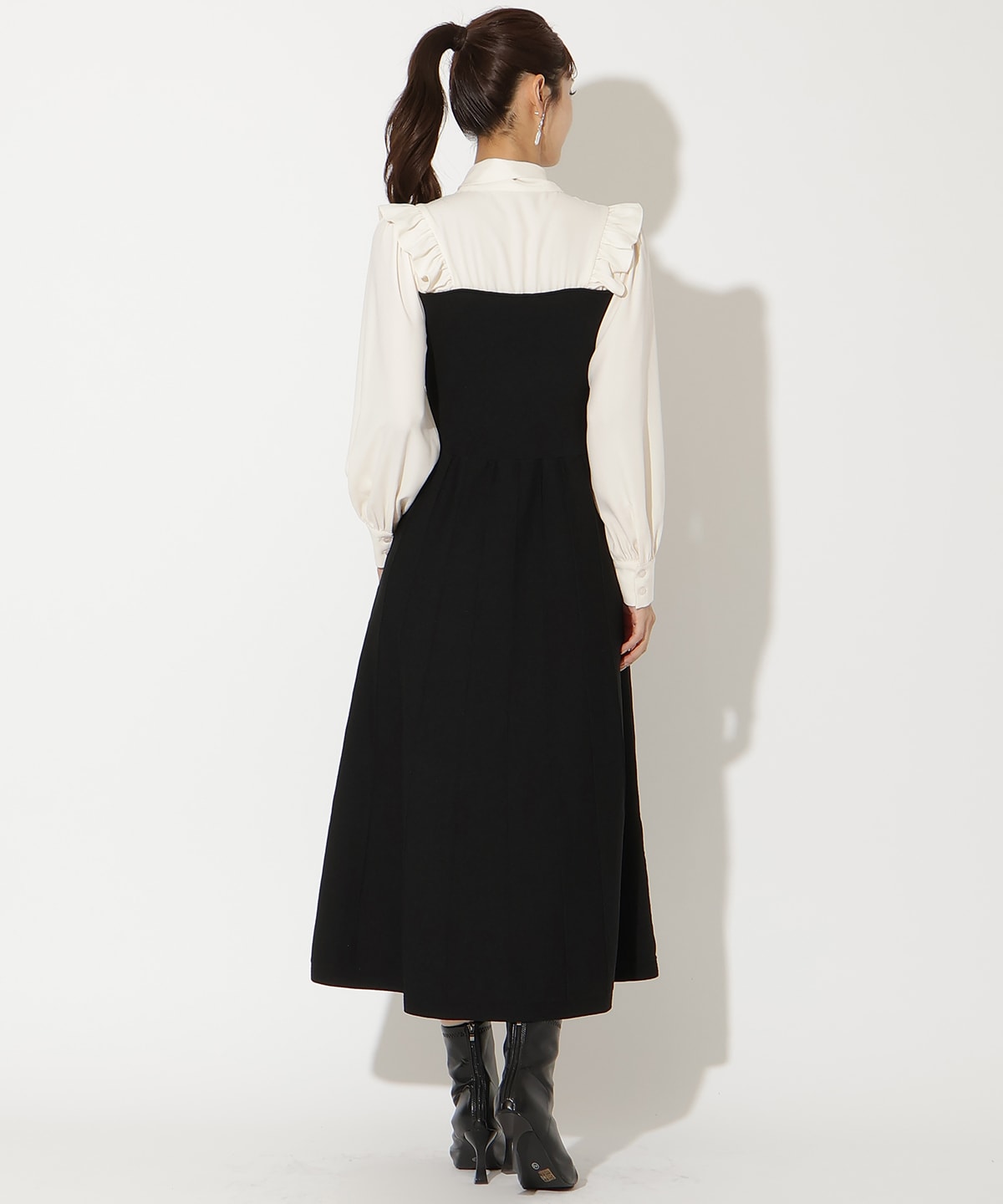 フリルショルダーボウタイドッキングワンピース