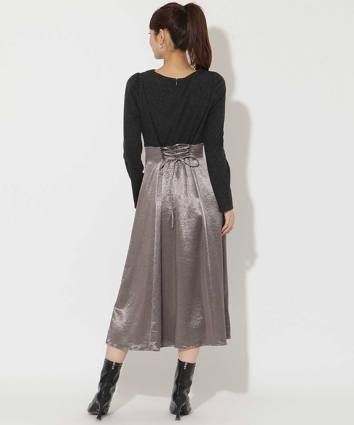 サテンドッキングワンピース