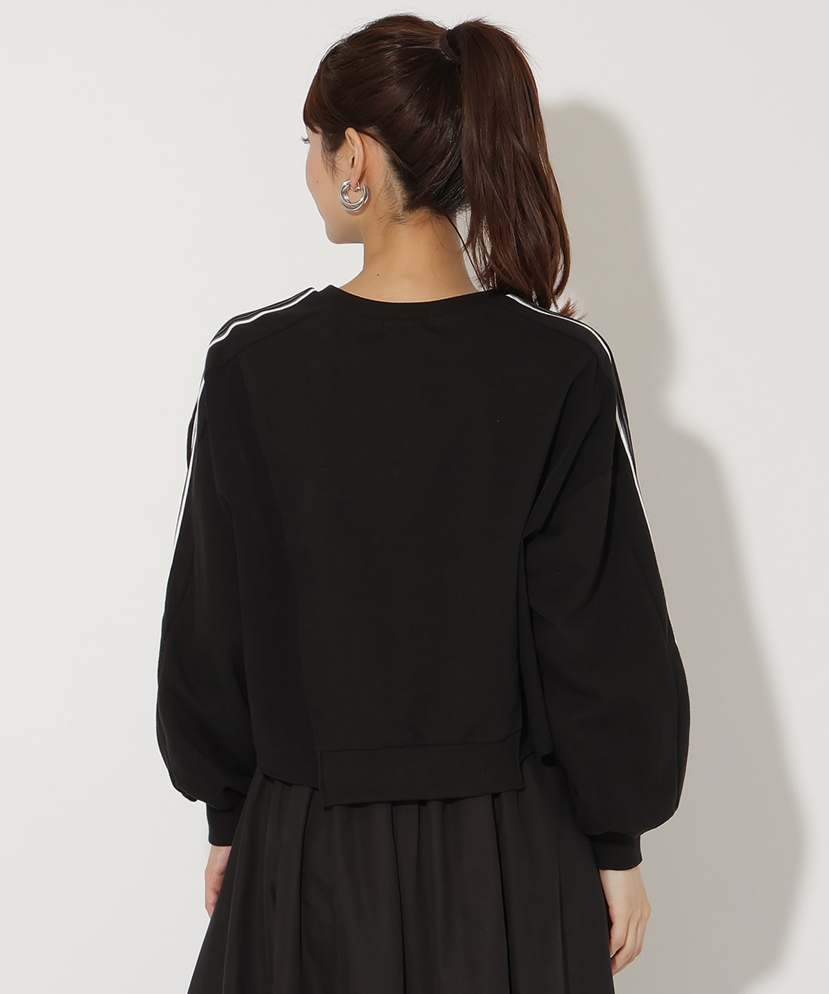 ライン入り裏毛トップス