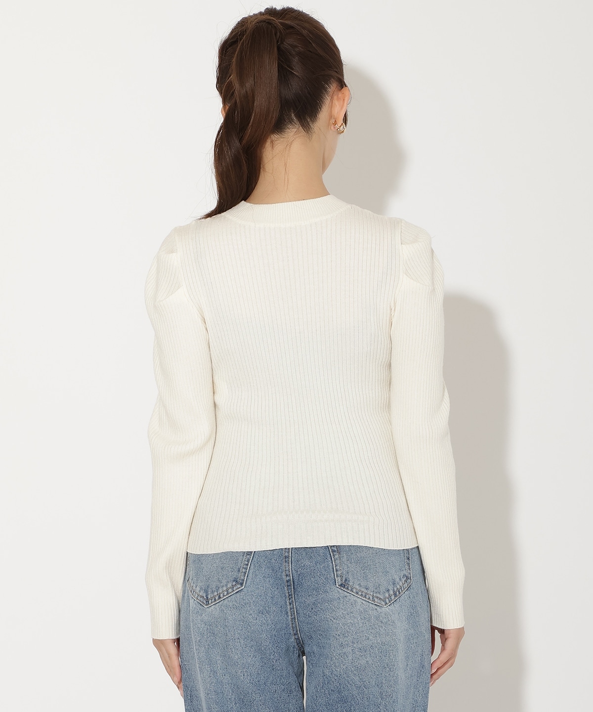 肩ギャザーハイネックリブニット
