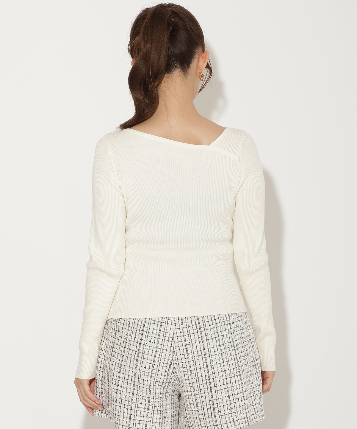 アシメＶネック長袖プルオーバー