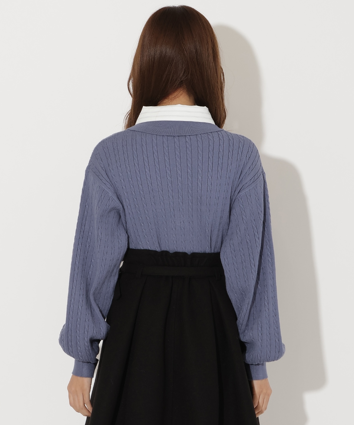 シャツ襟ケーブルニット