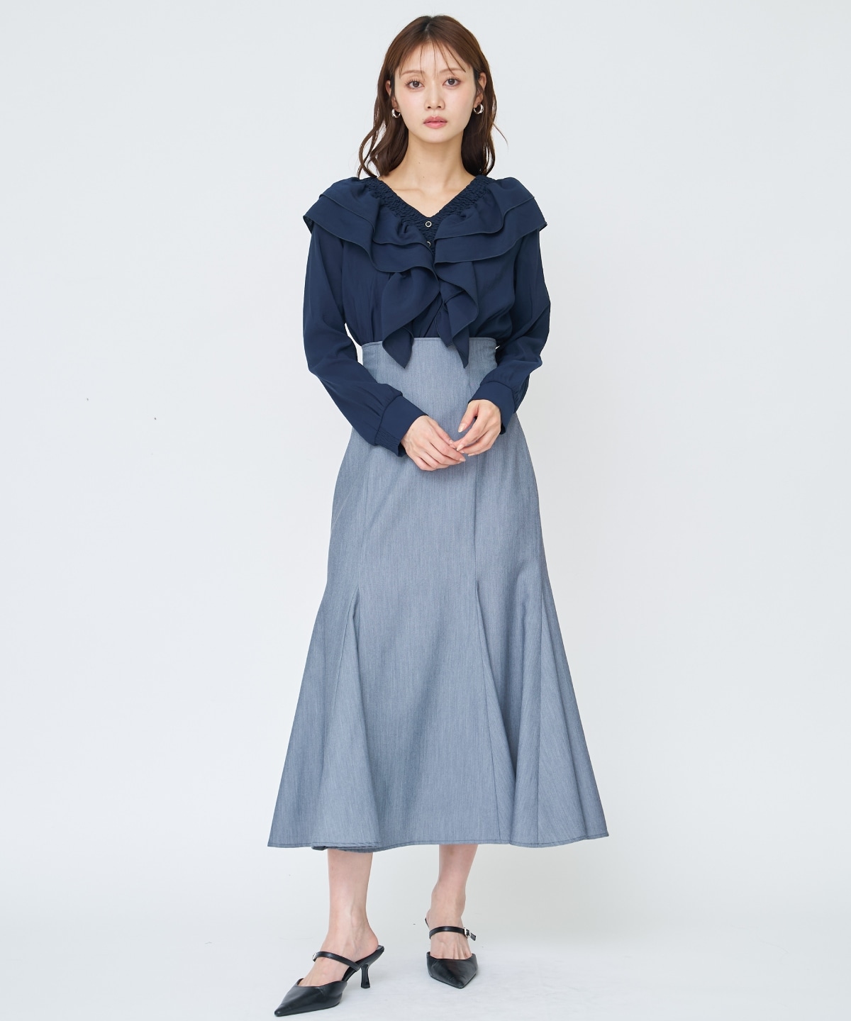 【先行予約受付中】シャーリングフリルブラウス