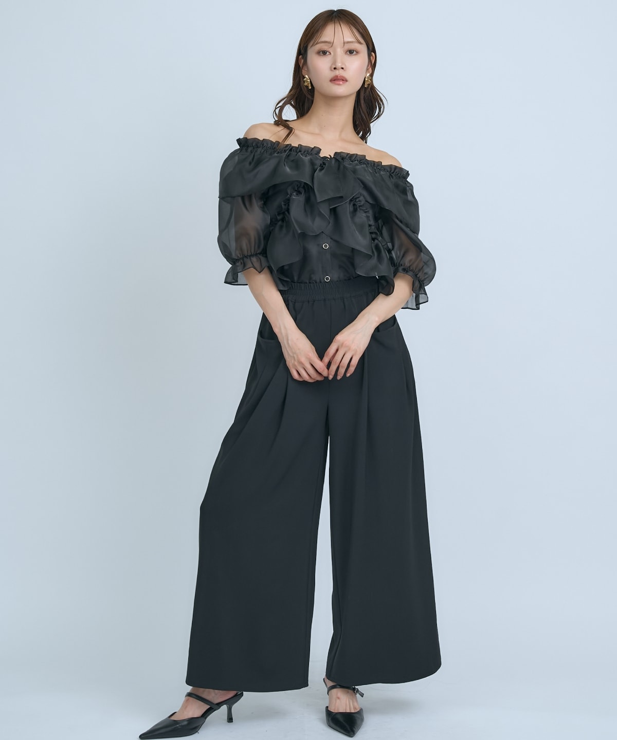 【先行予約受付中】フリルクロスシアーブラウス