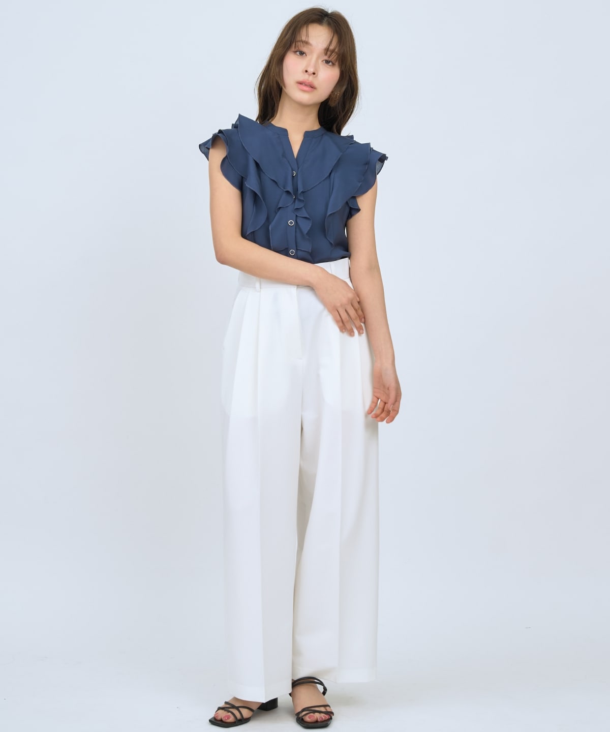 【先行予約受付中】フレンチスリーブラッフルブラウス