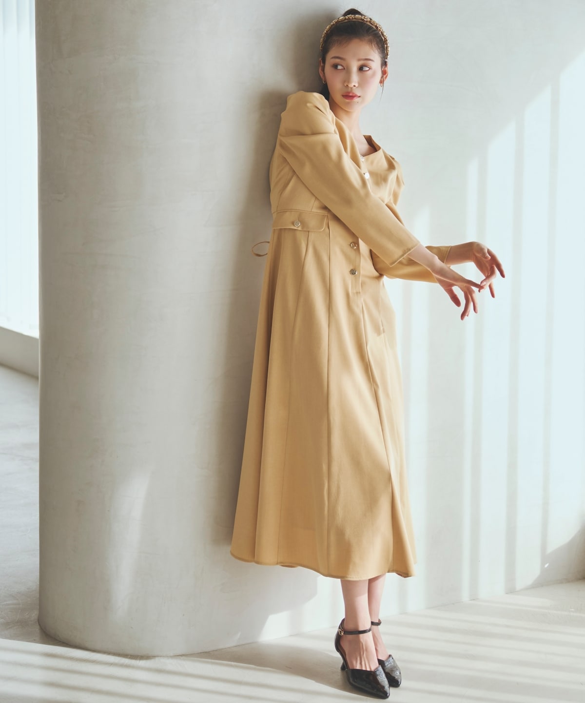 【先行予約受付中】Vネックパフスリーブワンピース