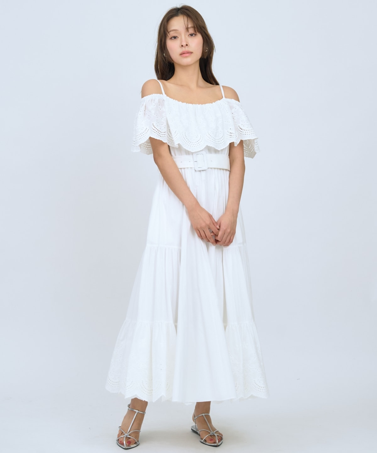 レースオフショルティアードワンピース