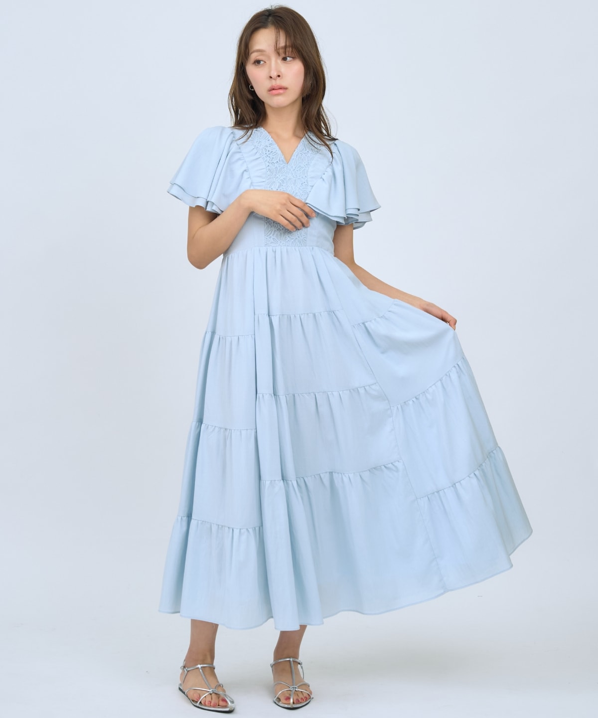 【先行予約受付中】Vネック襟レースティアードワンピース
