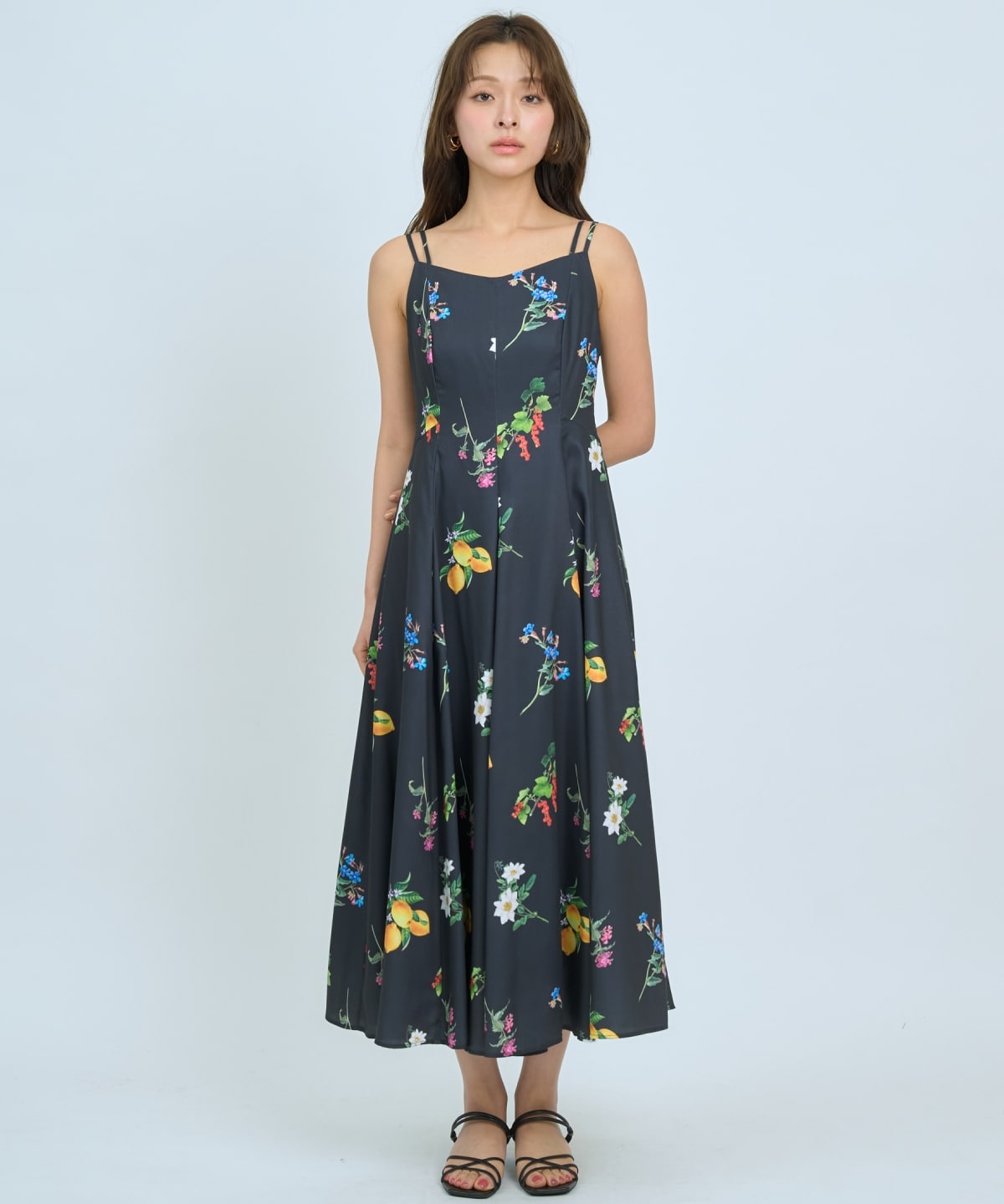 【5/14(木)一部店舗先行発売】フルーツ×フラワープリントワンピース