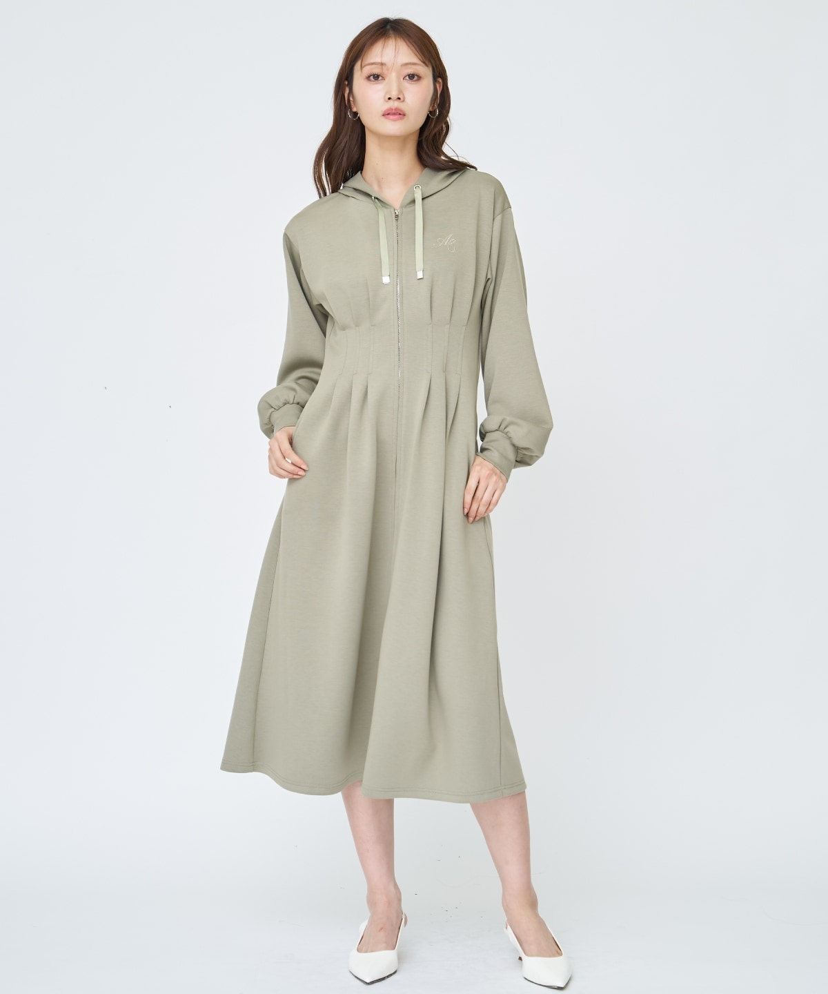 フード付きZIPワンピース