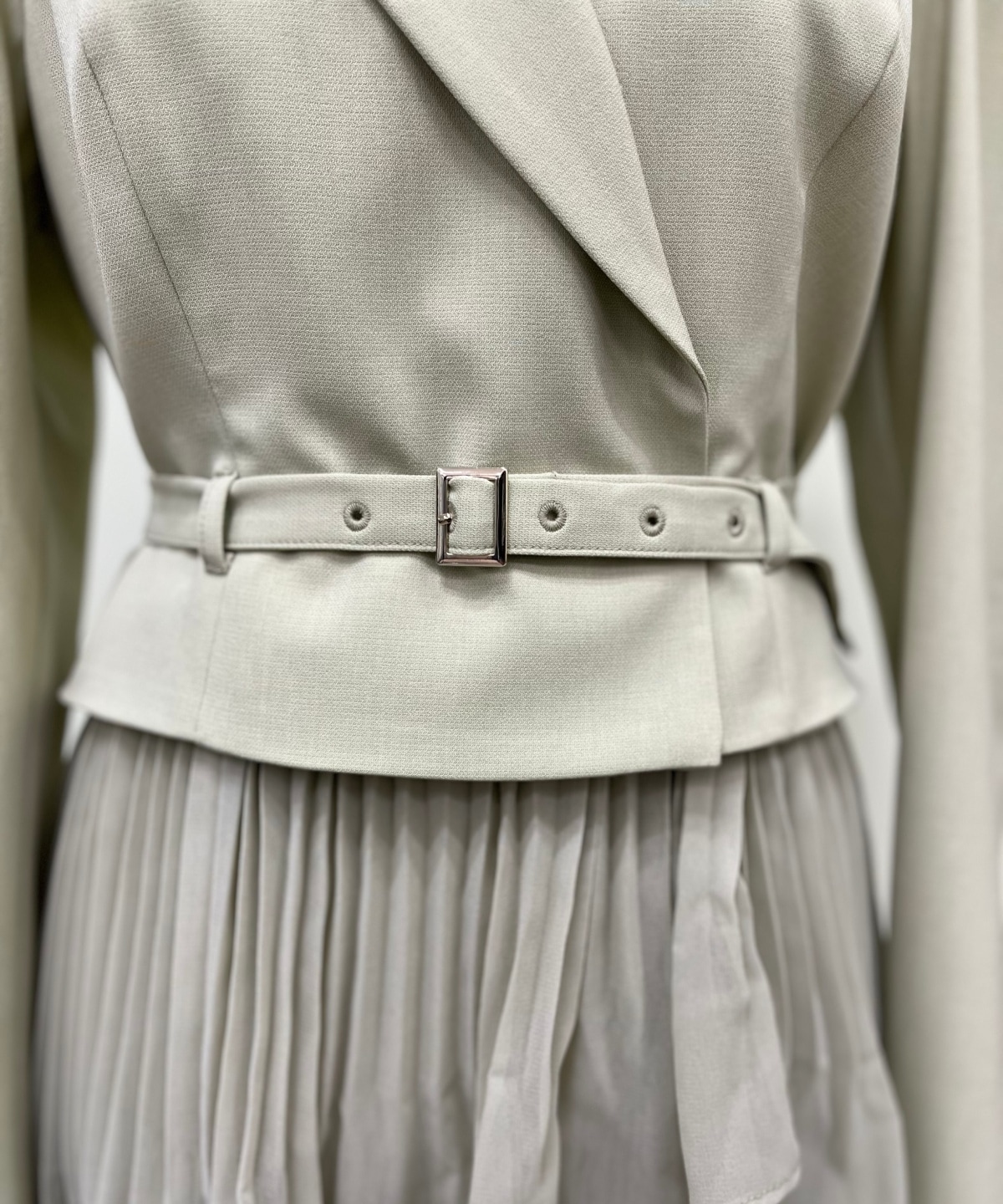 【先行予約受付中】ジャケットレイヤードプリーツワンピース