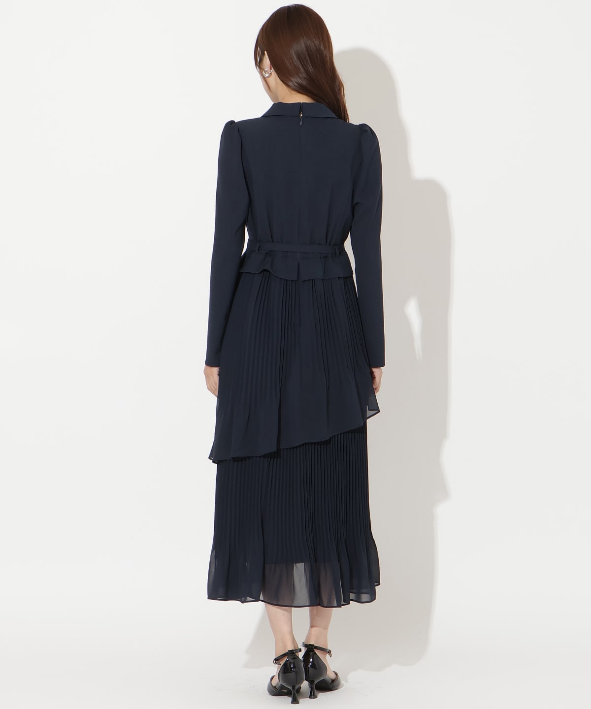 ジャケットレイヤードプリーツワンピース