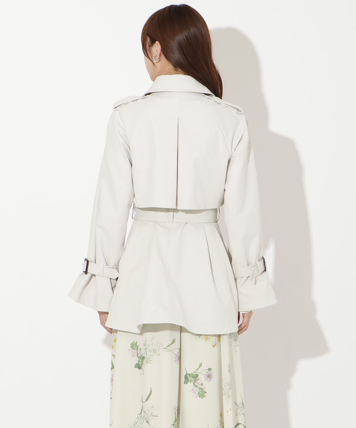 【先行予約受付中】ミドル丈トレンチコート