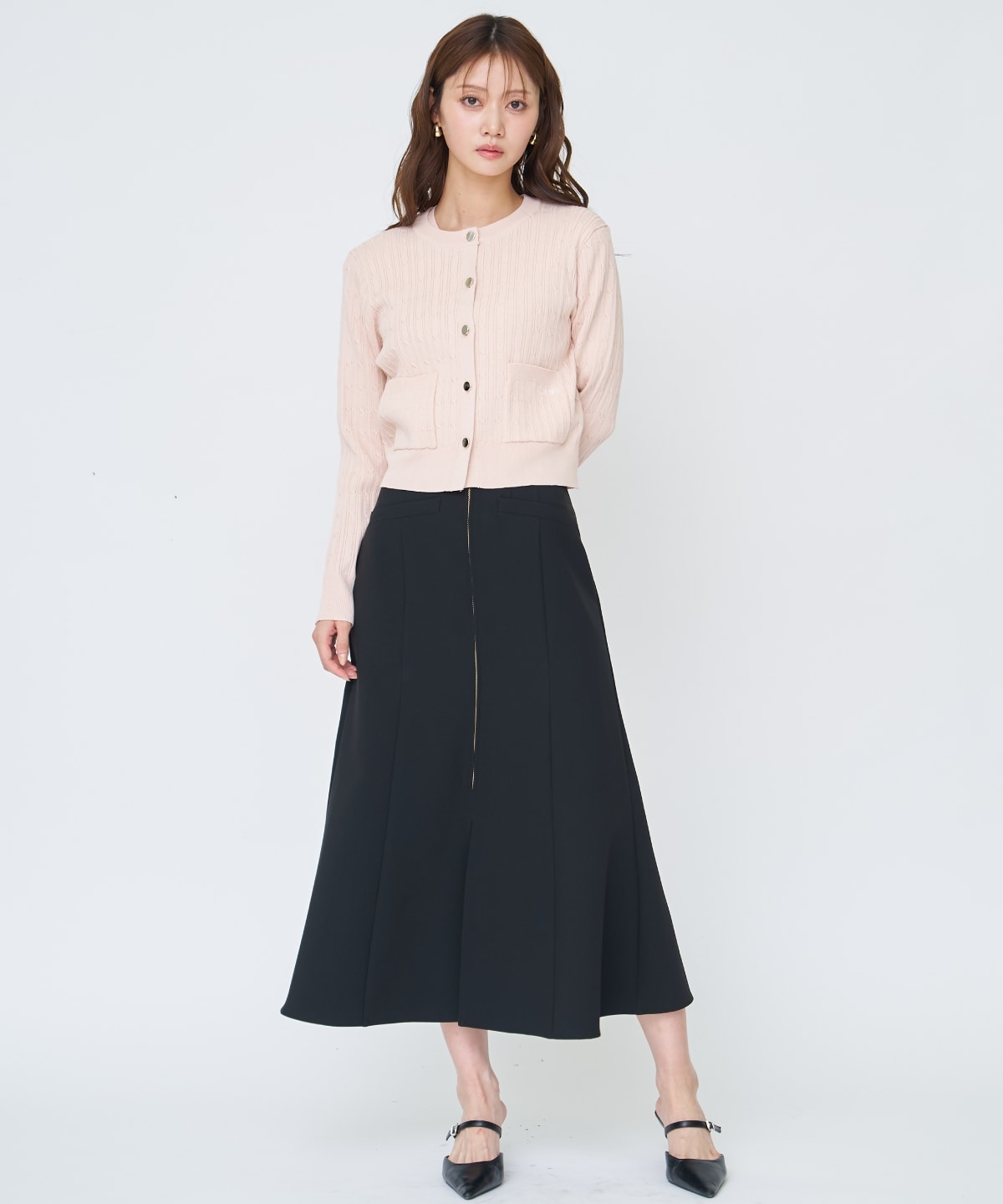 ケーブル編みカーディガンアンサンブル