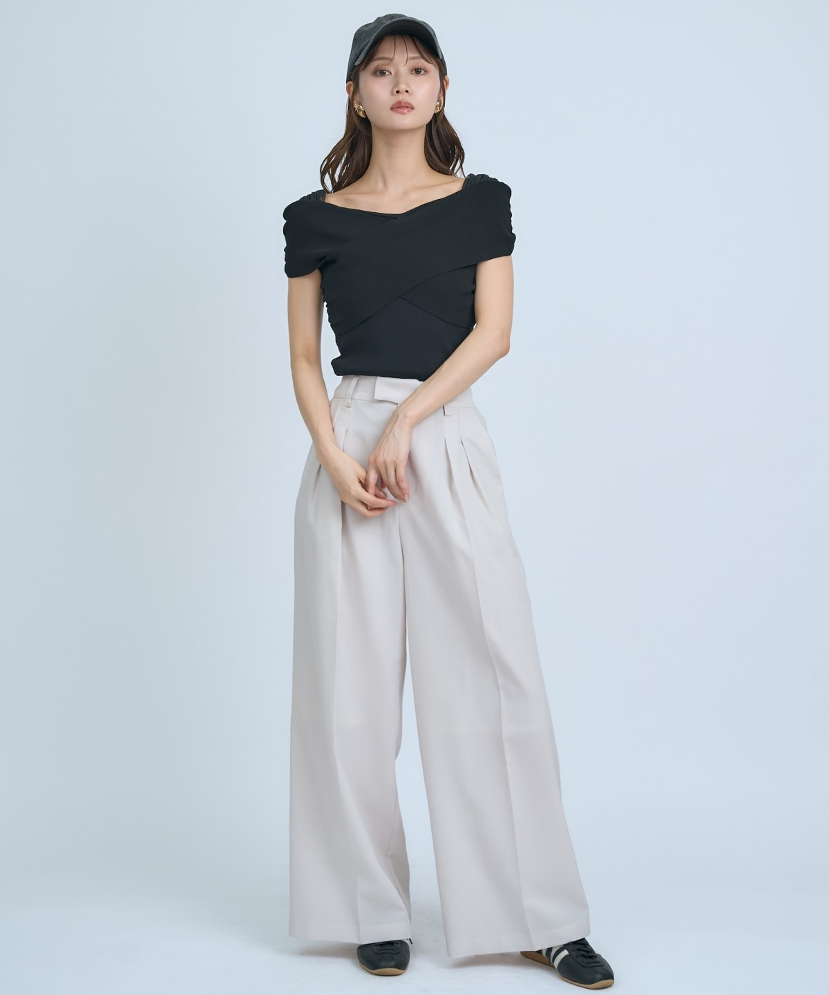 【先行予約受付中】クロスネックオフショルニットプルオーバー